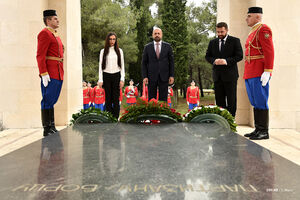 Ambasador Palestine položio vijenac na spomenik Partizanu borcu