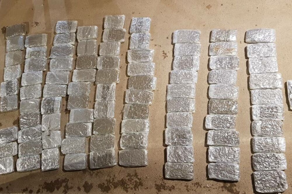 Božaj droga, Foto: Uprava policije