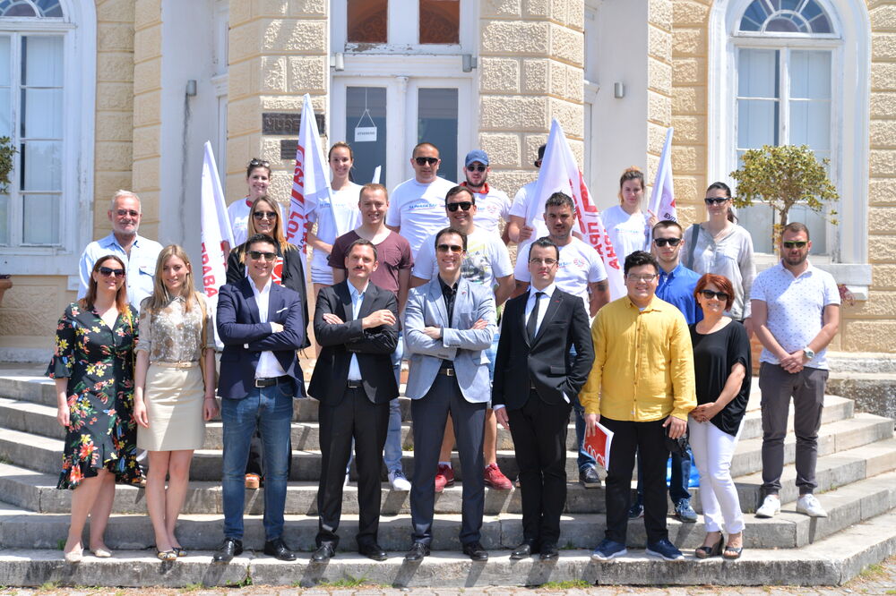 Prava Crna Gora Bar, Foto: Prava Crna Gora