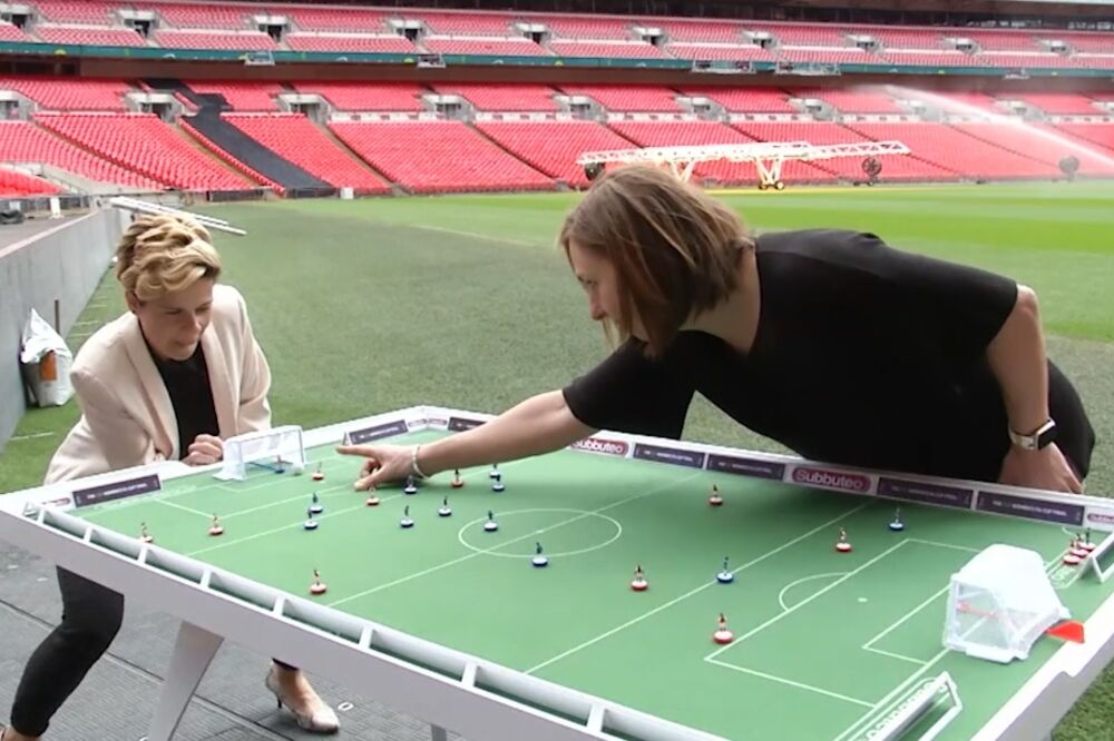 stoni fudbal, ženske figurice, Foto: Printscreen