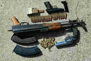 U Zeti oduzeta automatska puška, pištolji i municija u ilegalnom...