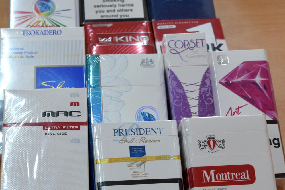 cigarete, prodaja cigareta, Foto: Savo Prelević