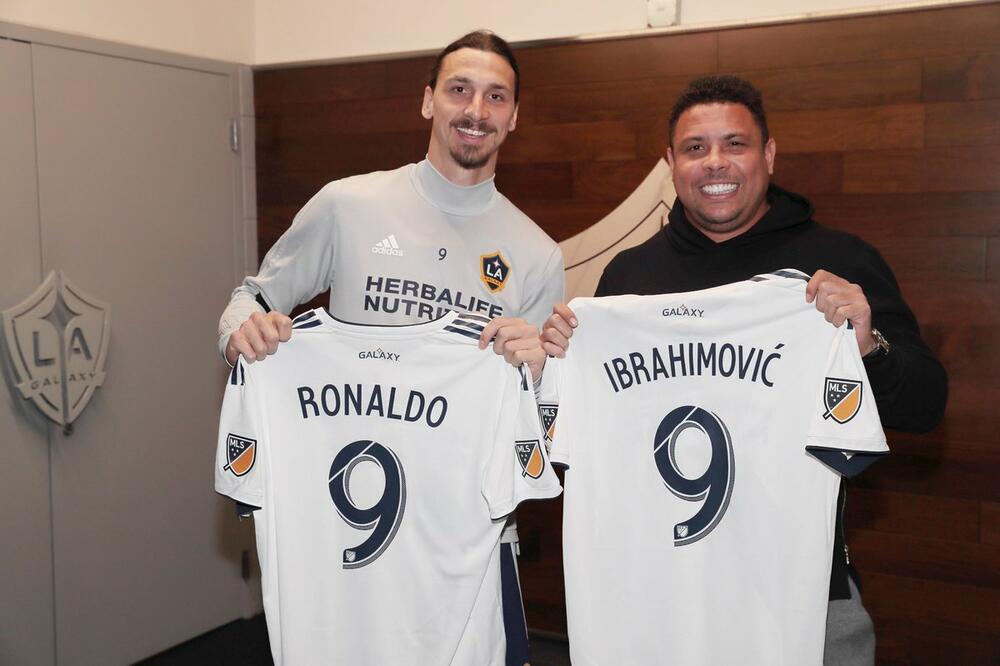 ibra ronaldo, Foto: Lagalaxy.com