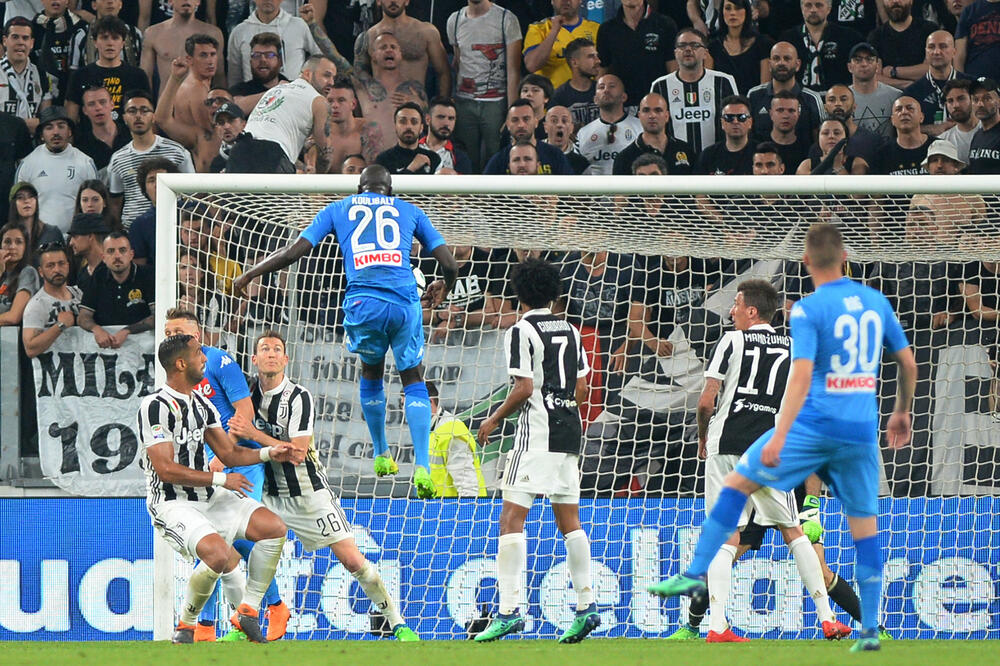 Kalidu Kulibali Juventus - Roma, Foto: Reuters