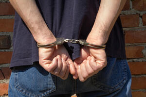 Uhapšen Novljanin: Osumnjičen da je ukrao sef sa 5.200 eura