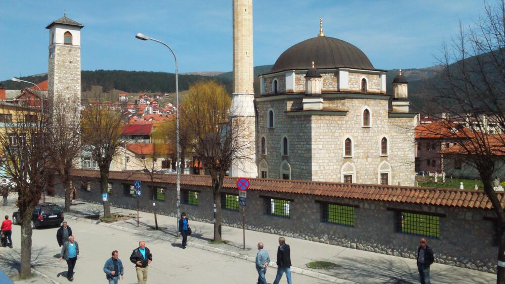 Husein Pašina džamija