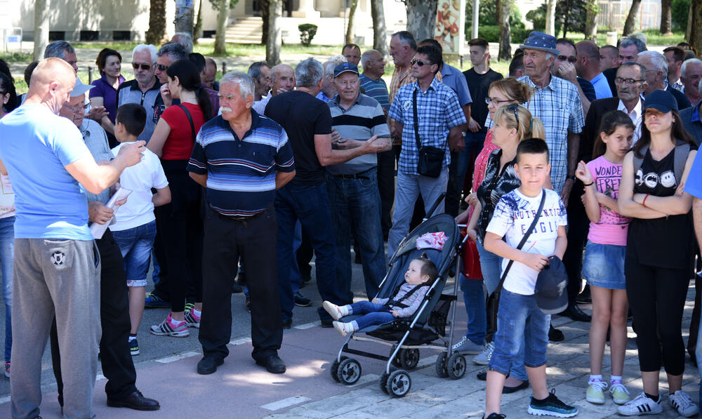 Protset u Podgorici, legalizacija