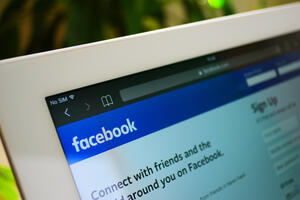 Facebook korisnici će od sada morati prihvatati ciljane reklame i...