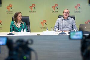 Đukanović: Demokrate se bave pitanjem "ko stoji iza nas" a nemaju...