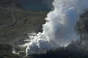 Aktivirao se vulkan u južnom Japanu prvi put za 250 godina