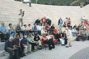 Centar za kulturu Plužine raspisao dva pjesnička konkursa