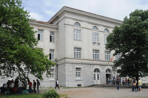 Prošle godine srednju školu završilo 6.4 hiljade učenika