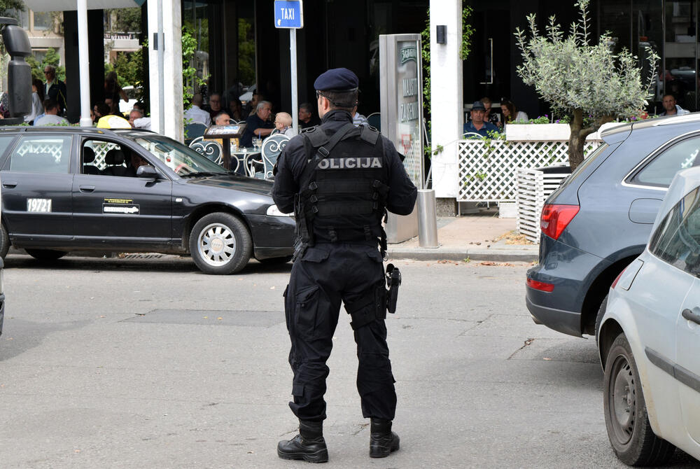 policija Podgorica, pretres