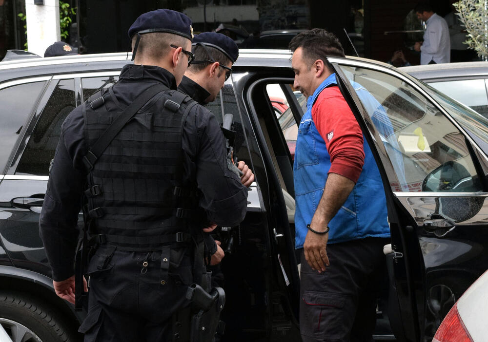 policija Podgorica, pretres