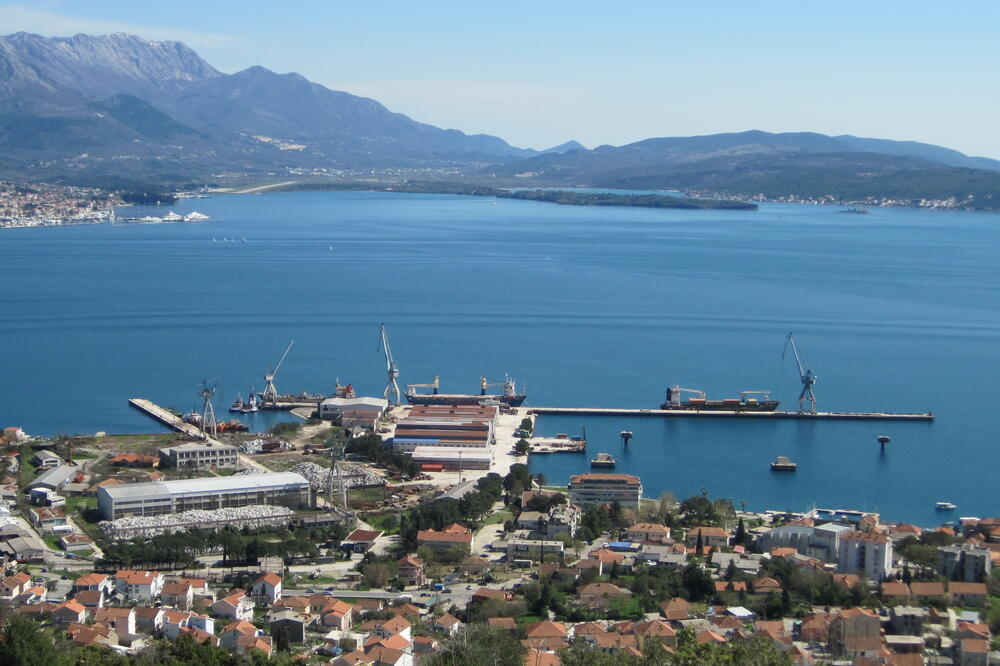 Brodogradilište Bijela, Foto: Drago Krivokapić