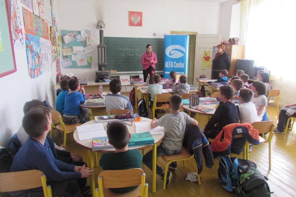 saobraćajni čas, Nikšić, Foto: Alfa centar