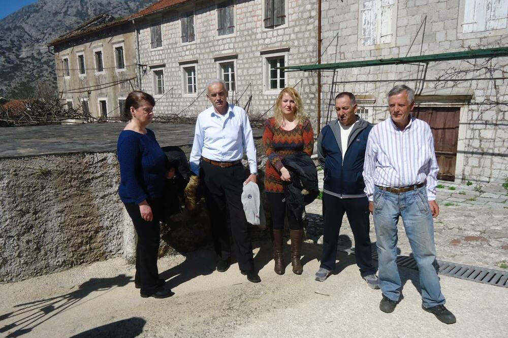 Risan porodice, Foto: Slavica Kosić