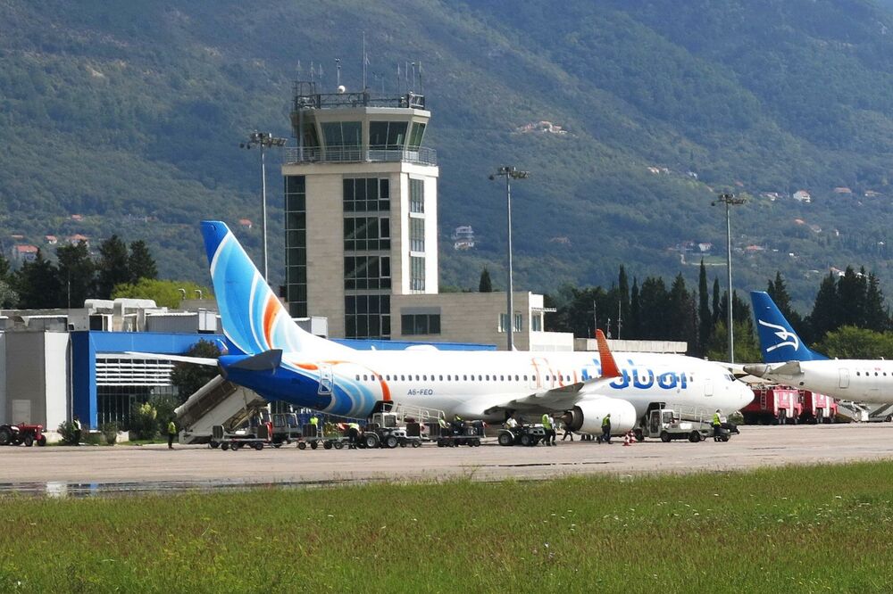 aerodrom Tivat, Foto: Siniša Luković