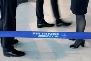 Zbog štrajka otkazana skoro trećina letova Er Fransa