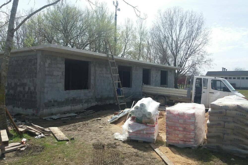 divlja gradnja Ada Bojana, Foto: Samir Adrović