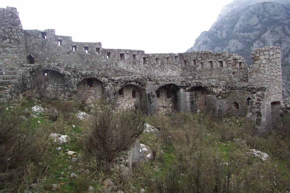 Spič, Bar, Foto: Radomir Petrić
