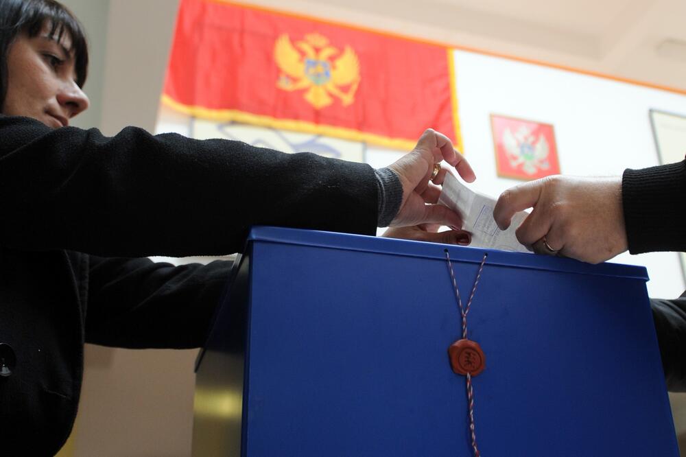 glasanje, izbori, Foto: AFP