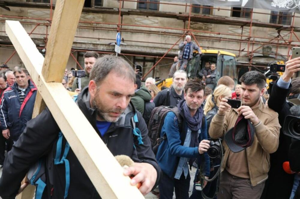 Saša Pavlić, krst, Foto: Twitter