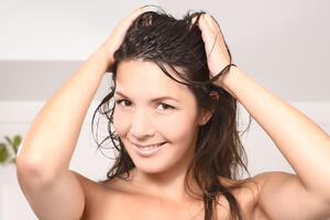 Kako da se riješite masne kose ?