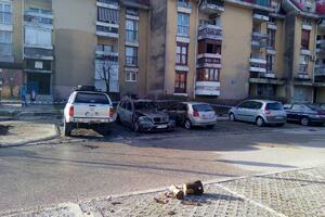 Cetinje: Vozilo Dejana Perovića uništeno u požaru