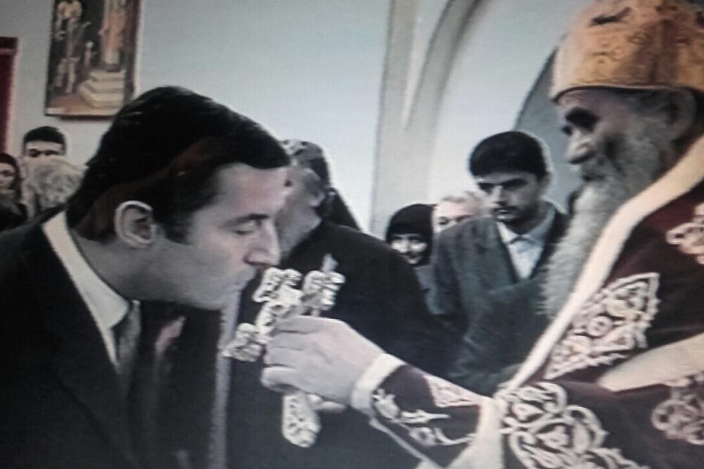 Milo Đukanović, Amfilohije