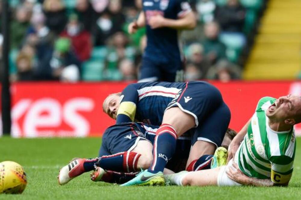 Skot Braun Endrju Dejvis Seltik - Ros kaunti, Foto: GOAL.COM