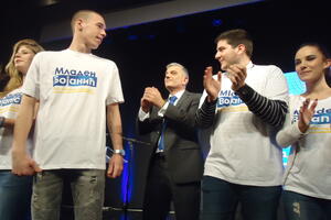 Bojanić: Neka nam Đukanović objasni kako je oprao prvi million u...