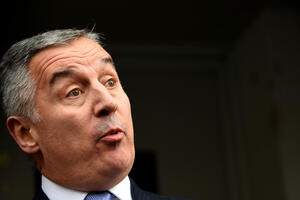 Liberalna partija će podržati Đukanovića