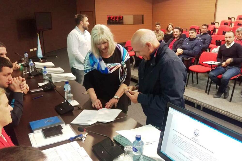 Potpisaivanje sport Tivat, Foto: Siniša Luković