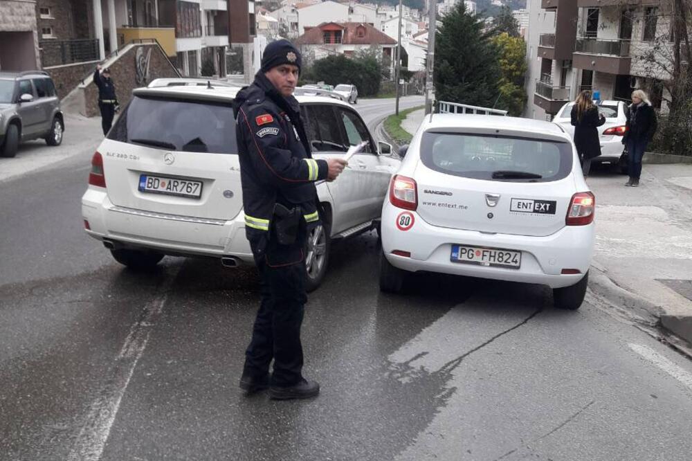 udes Budva, policajci, skica, Foto: Privatna arhiva