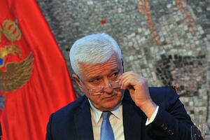 Vladi trebalo dvije godine da se sjeti kako da obuzda rasipnike