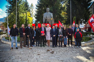 URA: U Mojkovcu se gase škole, protjeruju vrhunske doktore,a...