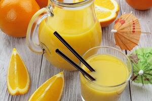 Zašećereni voćni sokovi u većim količinama opasni su za srce