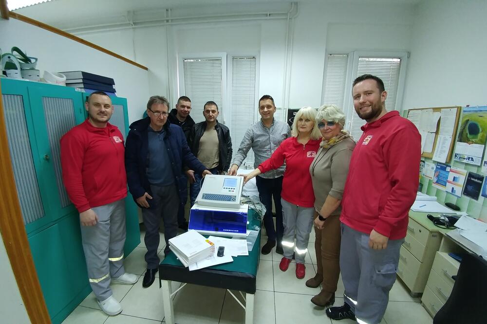 Uručenje donacije Hitna medicinska pomoć, Tivat, Foto: Siniša Luković
