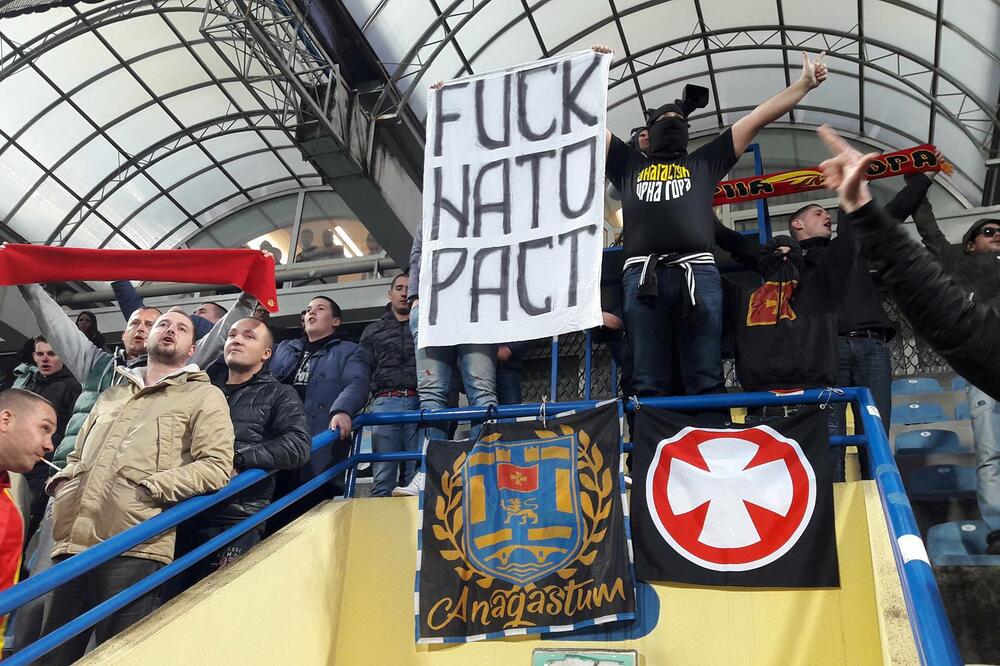 navijači CG NATO pact, Foto: Čitalac "Vijesti"