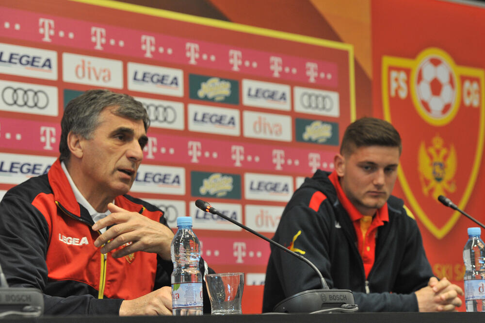 Mlada fudbalska reprezentacija Mojaš Radonjić Momčilo Rašo, Foto: Savo Prelević