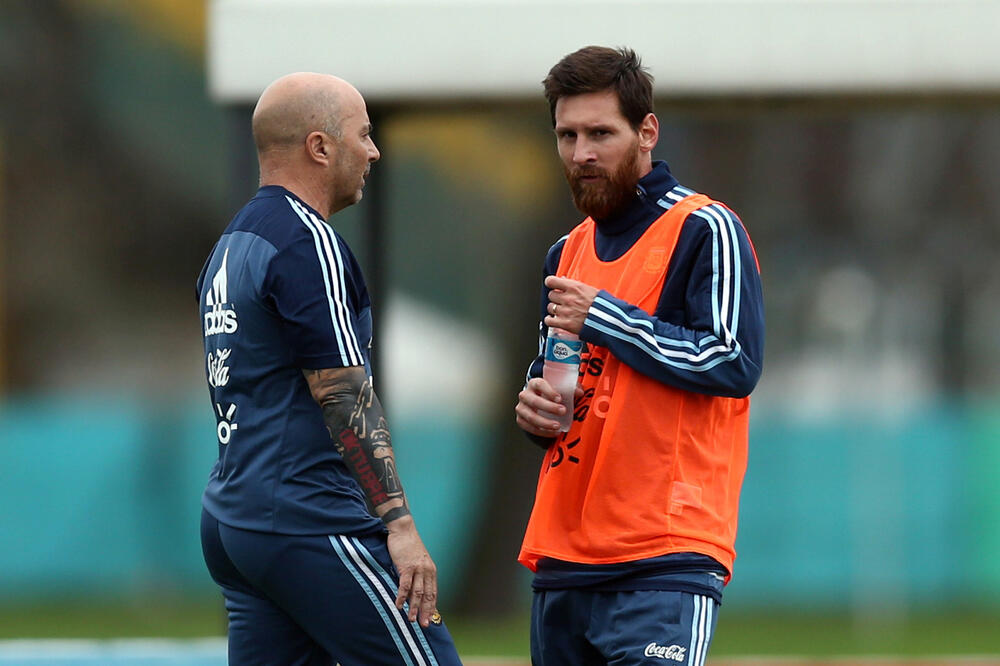 Lionel Mesi Horhe Sampaoli Argentina, Foto: Reuters