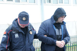 Gojković pušten iz pritvora, tvrdi da nije htio da prijeti...
