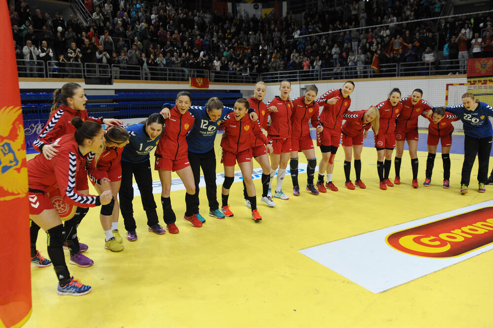 ženska rukometna reprezentacija, Foto: Savo Prelević