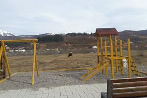 Vandali uništili mobilijar na šetalištu kraj Tare