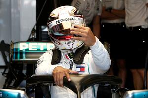 Hamilton nastavio gdje je stao, Mercedes najbrži na prvom...