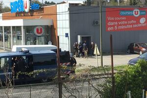 Francuska: Dvije osobe ubijene, napadač povezan sa Islamskom...