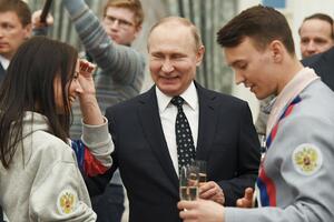 Putin naložio diplomatama da traže promjenu međunarodnih pravila o...
