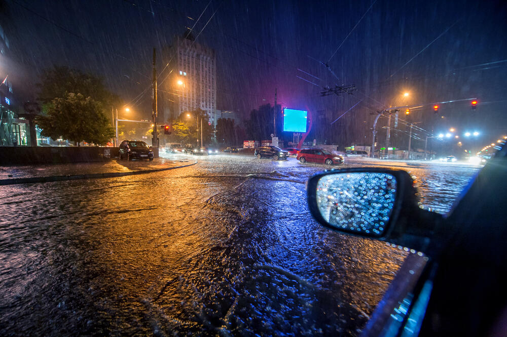 poplava put, Foto: Shutterstock