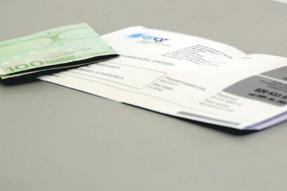 račun struja, Foto: Luka Zeković